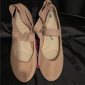 Womens/ girls shoes